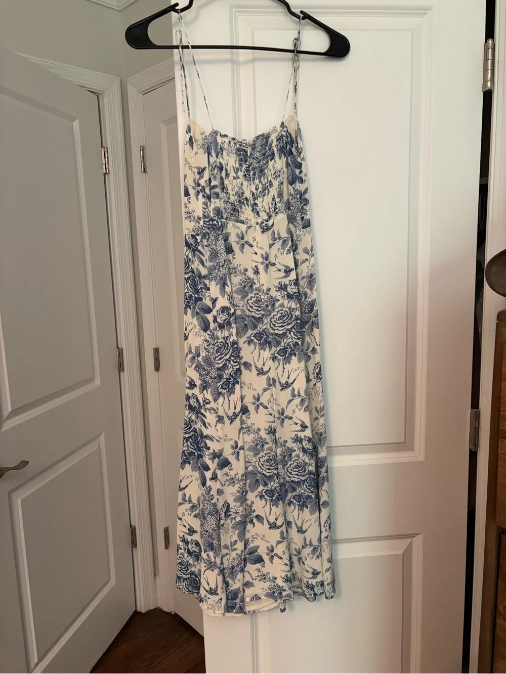 Reformation White Dress with Blue Floral Print - Picture 4 of 4